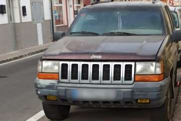 Las calles de El Goro (Telde), un cementerio de vehículos abandonados/TA.